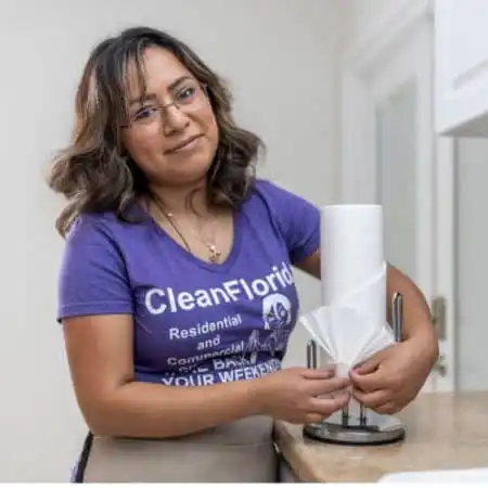 A vacation rental cleaner in a Naples Vacation home.