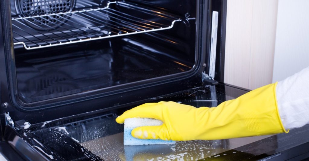 Practical house cleaning tips and tricks for appliances