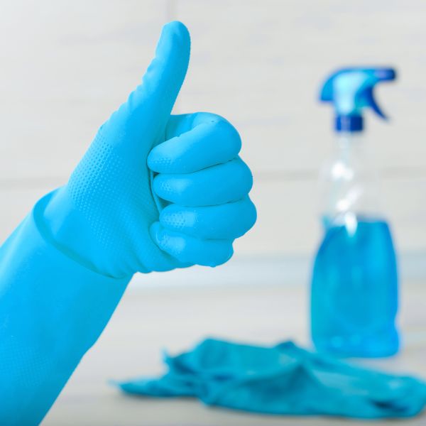 Clients love using Clean Florida for house cleaning because of their dedication, training and commitment to customer service.
